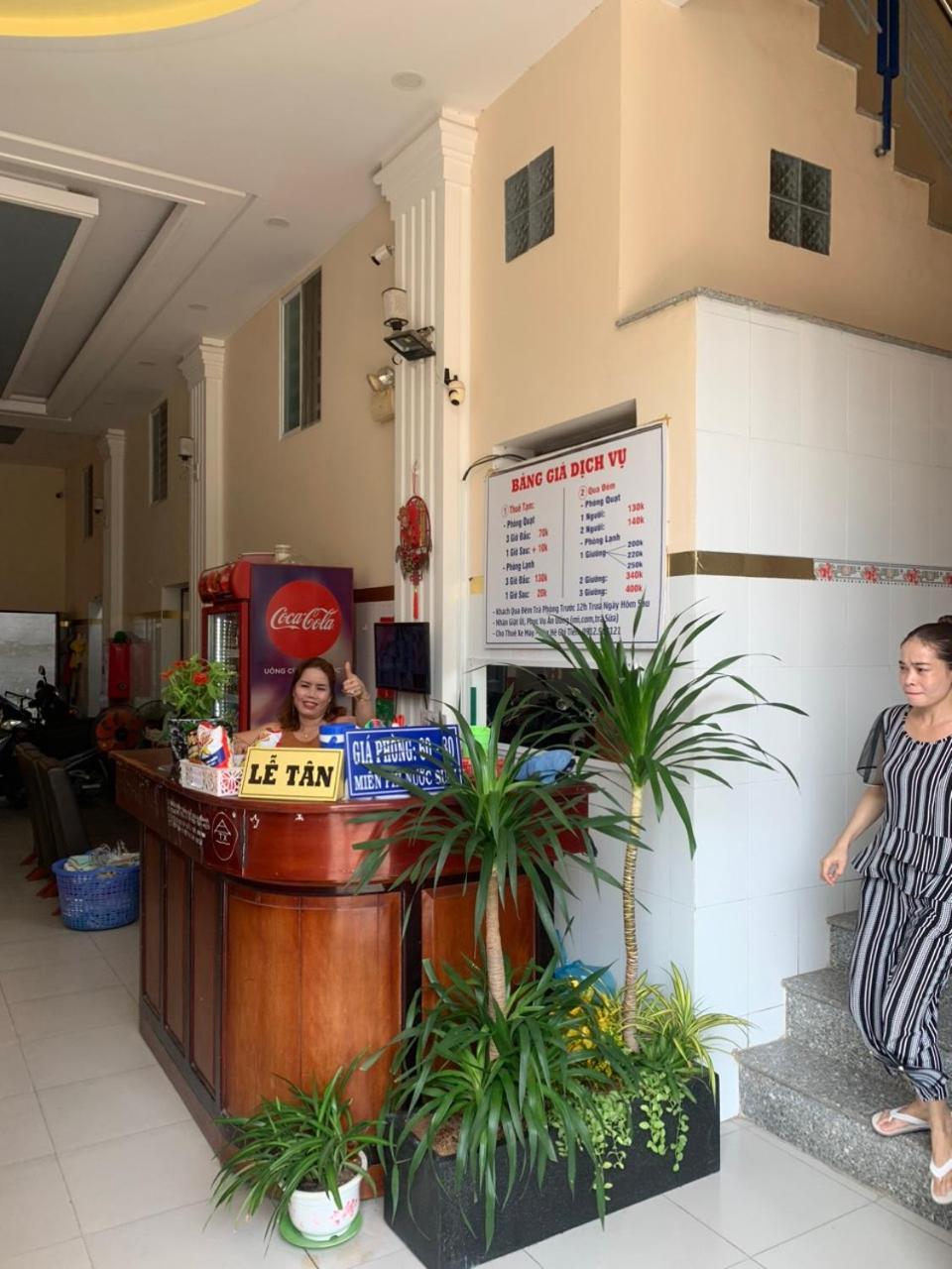 Nha Nghi Thanh Xuan- Co Cho Thue Xe May Va Xuat Hoa Don Ap Dong An Esterno foto
