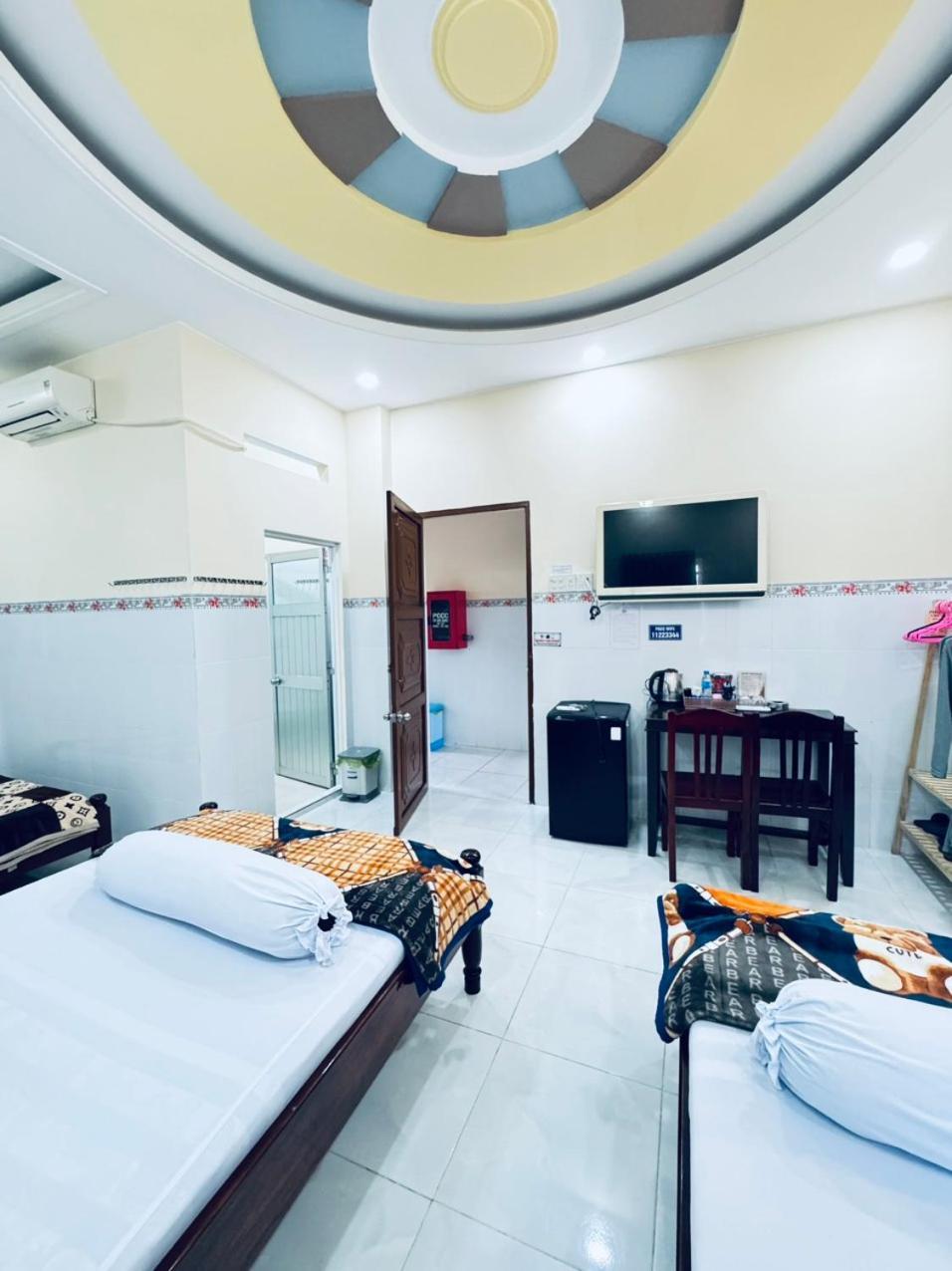 Nha Nghi Thanh Xuan- Co Cho Thue Xe May Va Xuat Hoa Don Ap Dong An Esterno foto